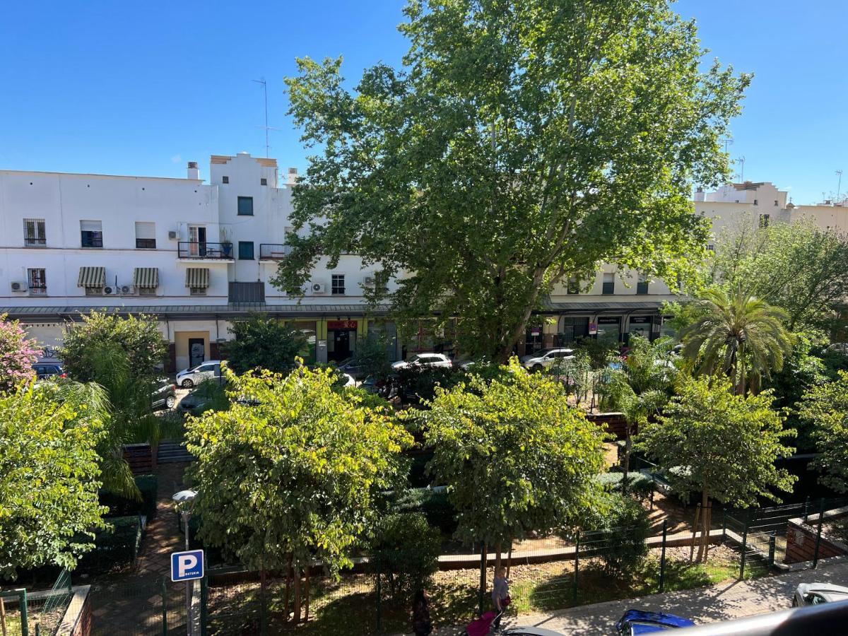 Apartamento Triana Center Sevilla Luaran gambar